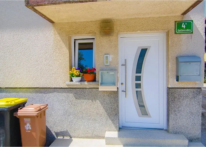 Southwest Apartment *